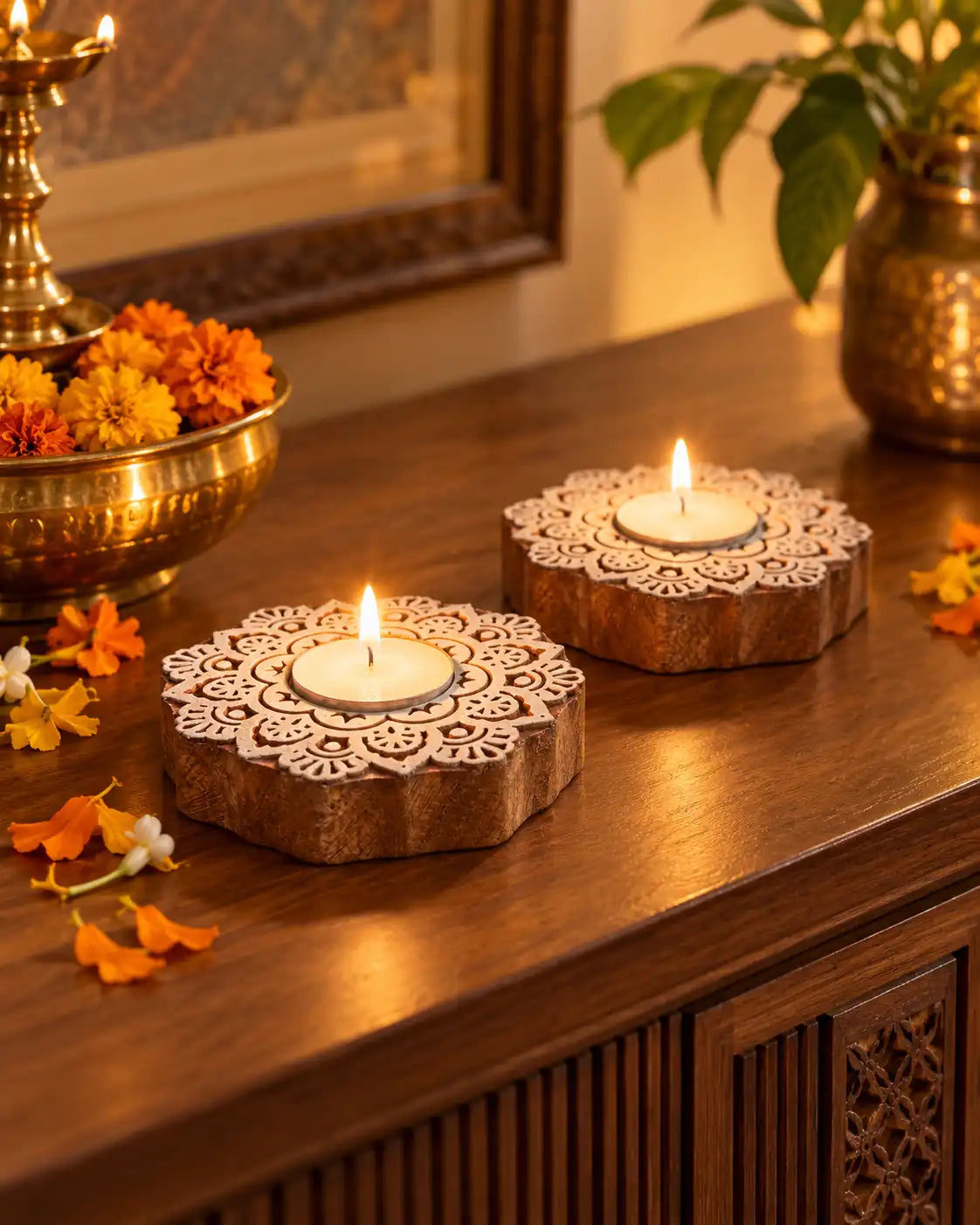 Elira Tealight Holders - Set of 2